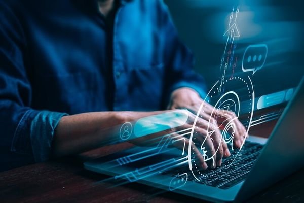 Cómo Automatizar un Negocio con IA en Ecuador: Fundamentos Esenciales