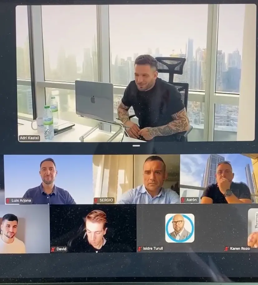 Cimientos de Adri Kastel: ¿El Mapa Definitivo para Escalar tu Negocio o Solo Otra Formación Más? 🏗️ Análisis Completo [2026]