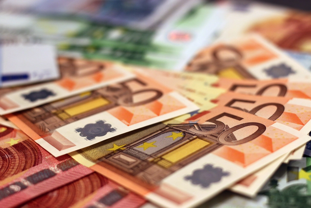 finance money euros