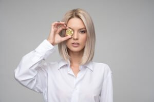Mientras Bitget pierde 387 millones en un hackeo, Strategy bate su récord de compra de Bitcoin: la lección sobre riesgo que esto deja al inversor